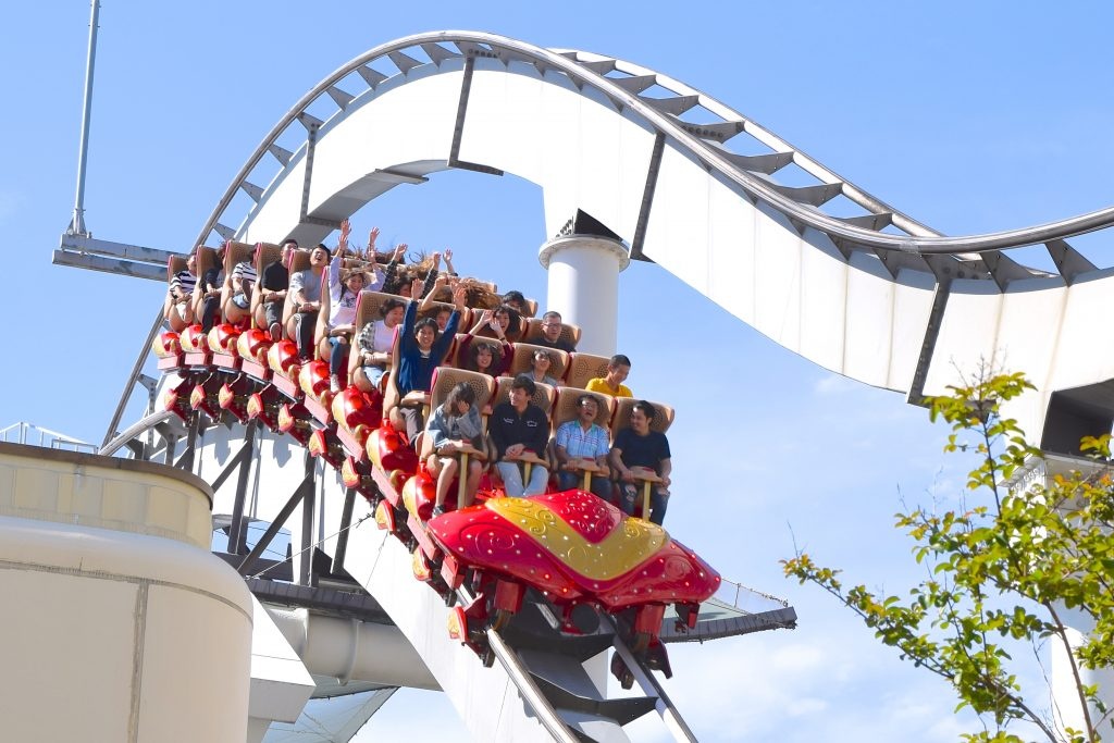 không được hò hét khi chơi tàu lượn ảnh 2 khong duoc ho het khi choi tau luon anh 2