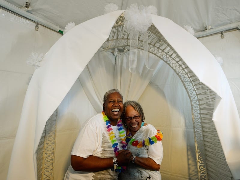 dam cuoi dong gioi anh 1