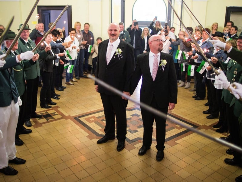 dam cuoi dong gioi anh 10