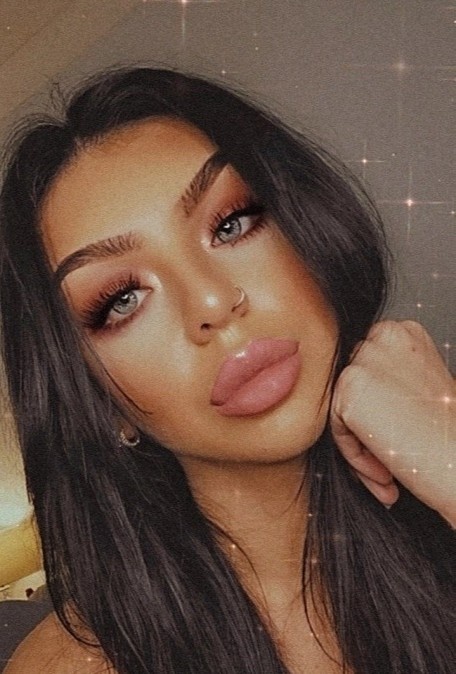 co gai nghien makeup anh 2