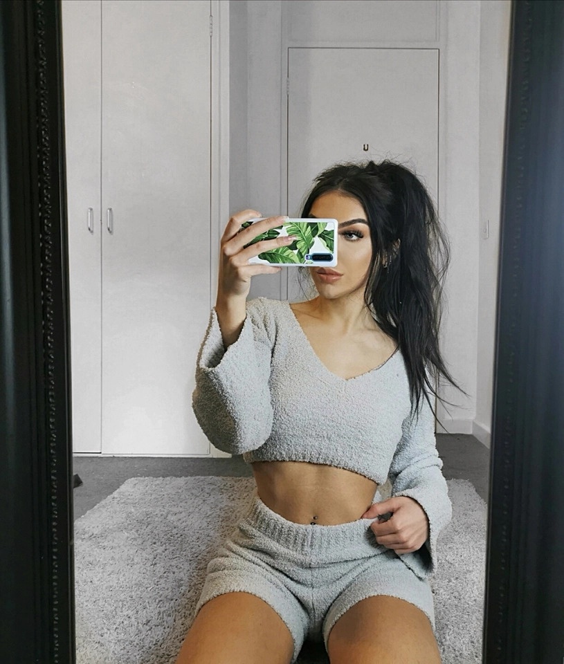 co gai nghien makeup anh 3