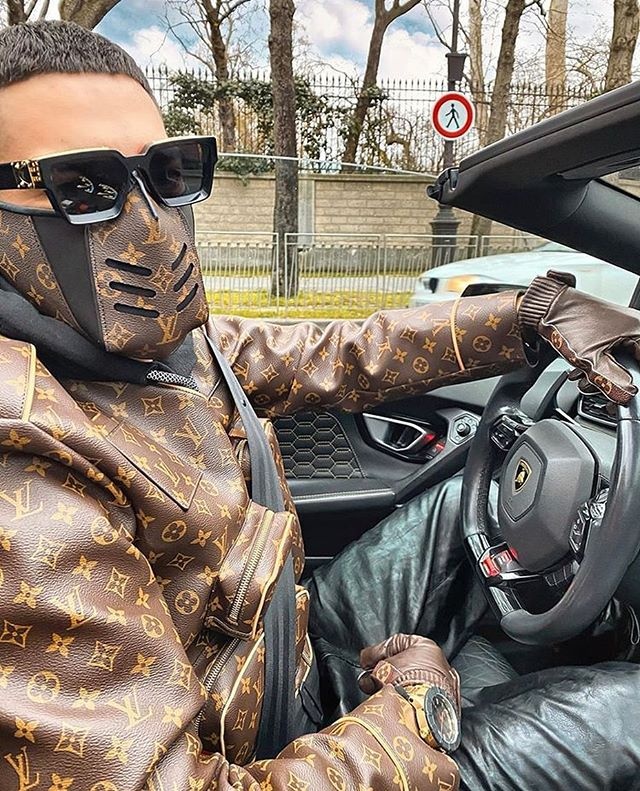 thue thap eiffel anh 4