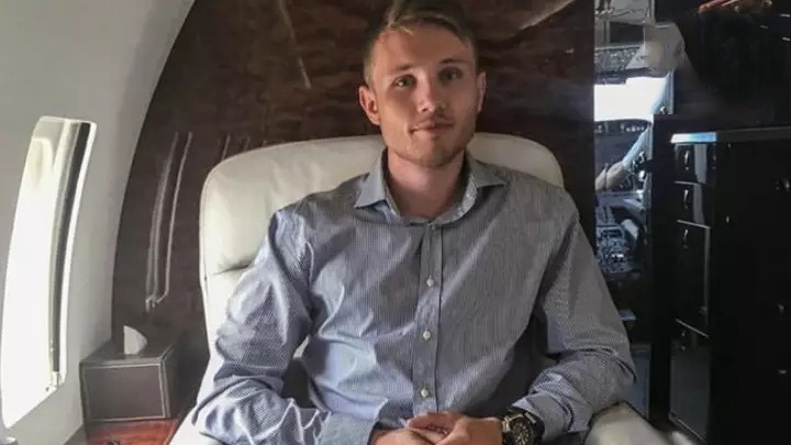 thue thap eiffel anh 1