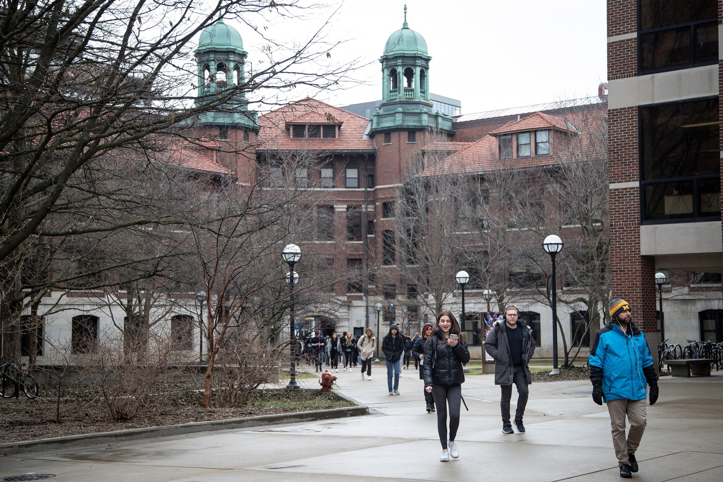 du học sinh Mỹ bị xua đuổi ảnh 4 du hoc sinh My bi xua duoi anh 4