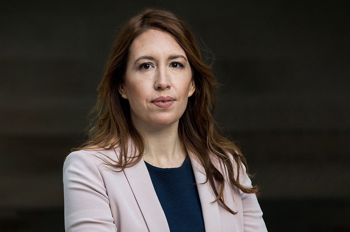 nan nhan bi quay len anh 1