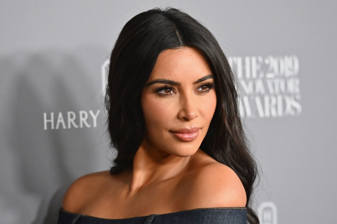 Loat ngoi sao tay chay Facebook va Instagram hinh anh