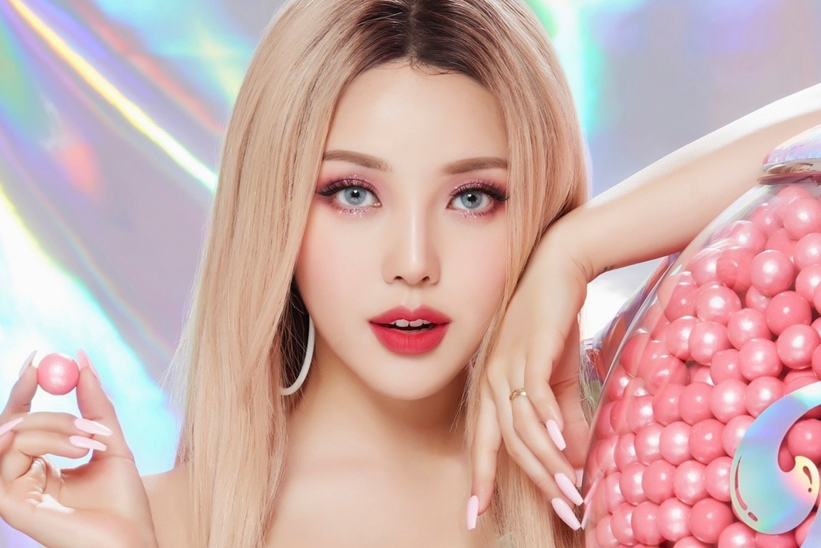 Beauty blogger Han bi phan ung vi quang cao mat na rom hinh anh