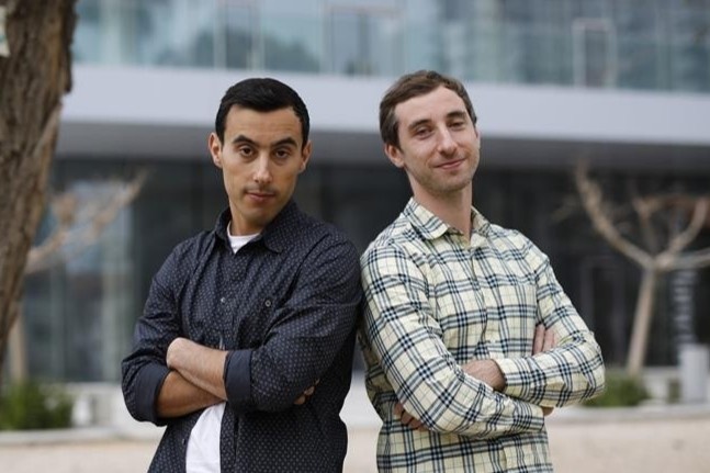 Ru em trai hoc cap 3 tao nen de che game lon thu 2 the gioi hinh anh