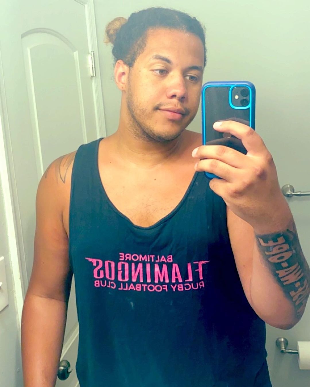 đô vật từ mặt con trai là drag queen ảnh 1 do vat tu mat con trai la drag queen anh 1