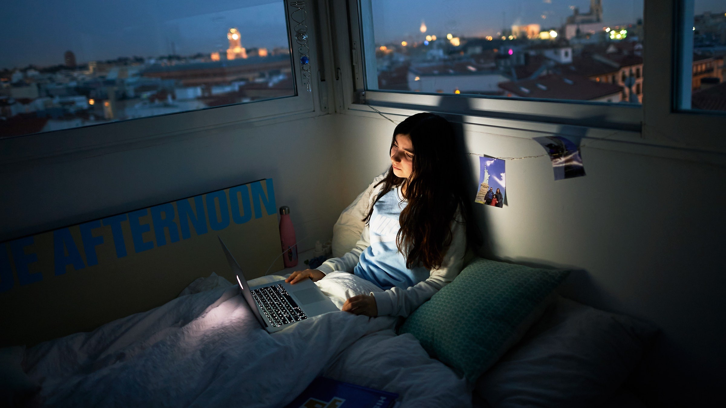 Internet tiep tay cho nan tu tu anh 5