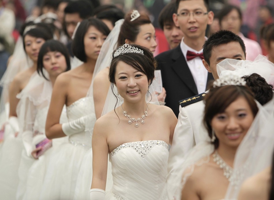'Toi phai lam viec thay dong nghiep vi ho co con, toi thi khong' hinh anh