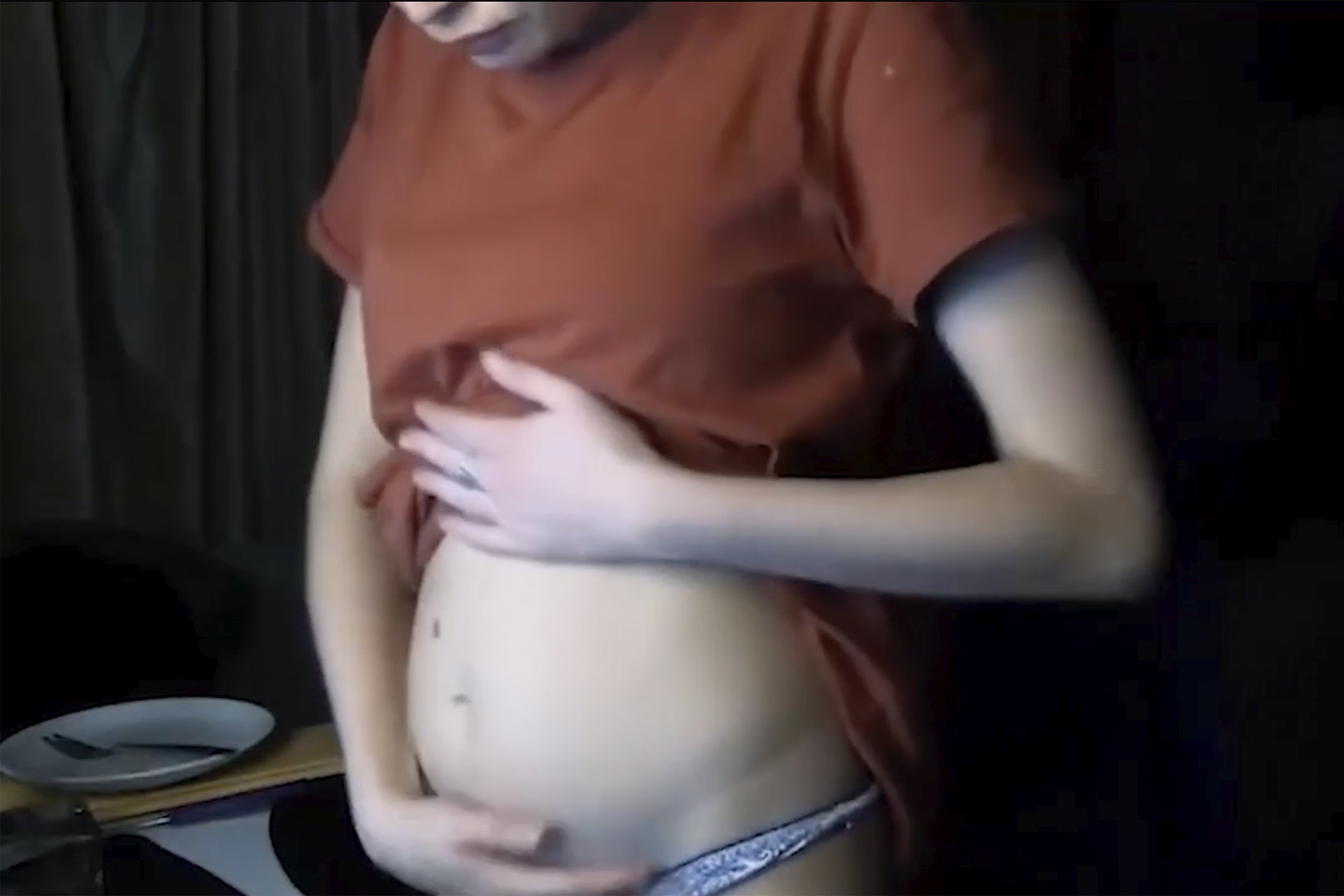 vlogger Nga livestream canh ban gai chet anh 1