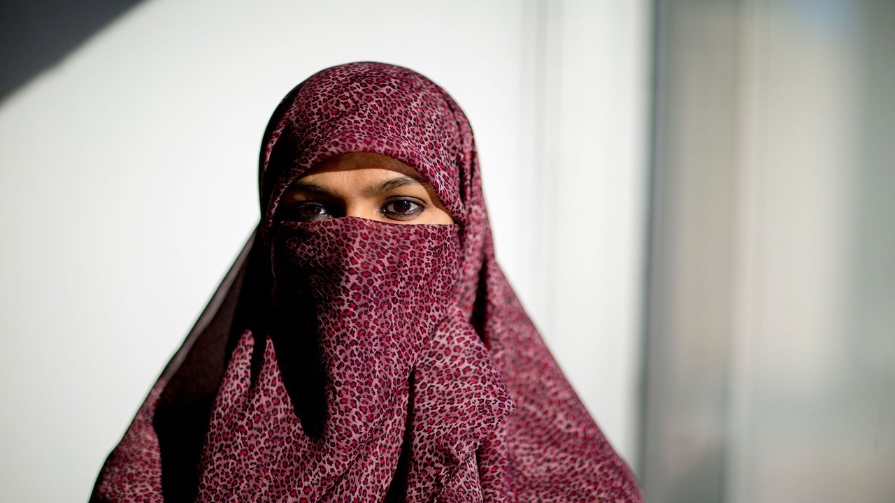 cat am vat be gai anh 2