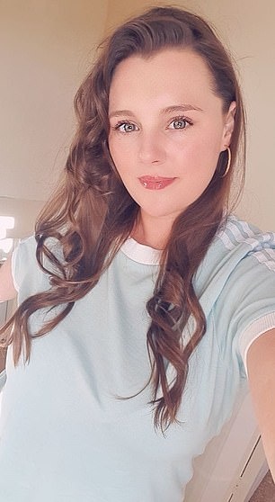 ngoi tu vi vuot bien anh 3