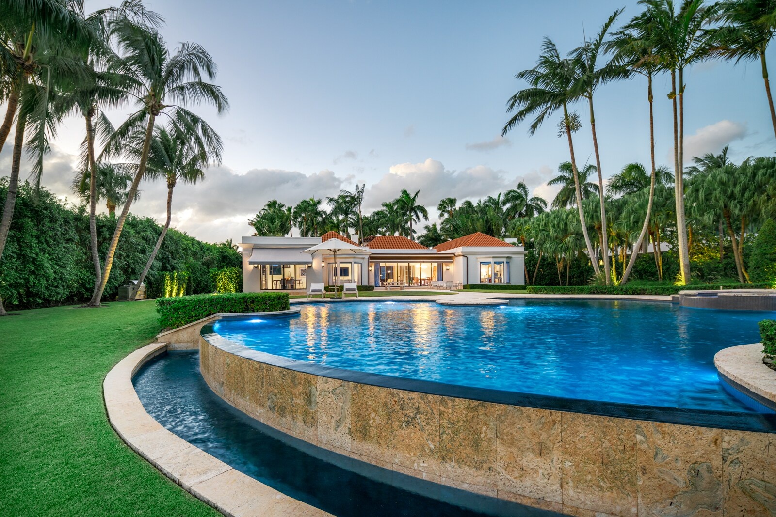 Ivanka Trump tai dao ty phu anh 1