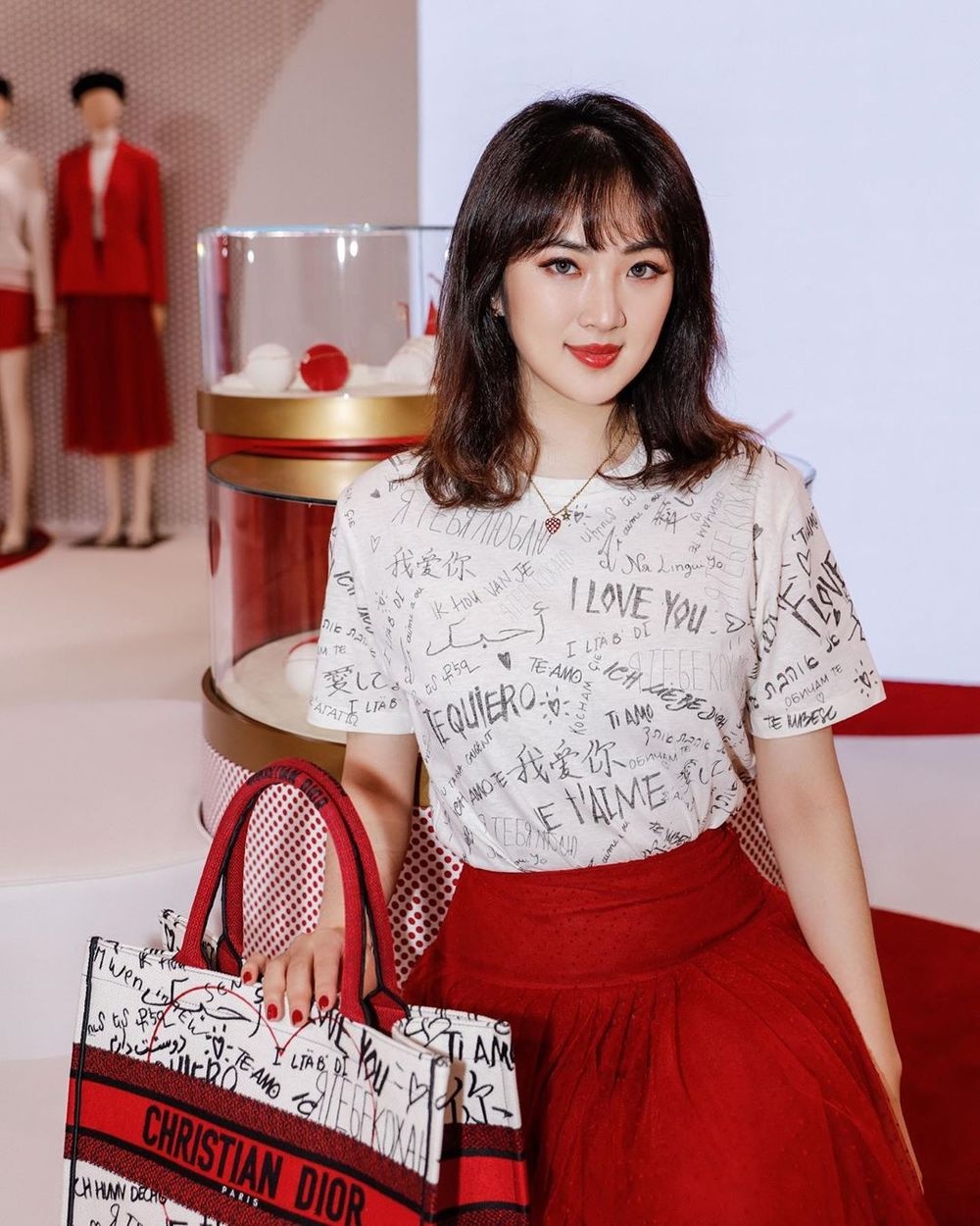 công chúa Huawei bị chỉ trích ảnh 3 cong chua Huawei bi chi trich anh 3