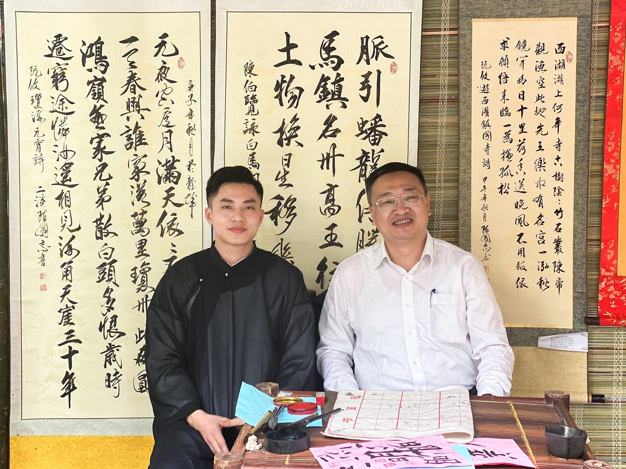 ong do cho chu o Dai hoc Ngoai ngu anh 3