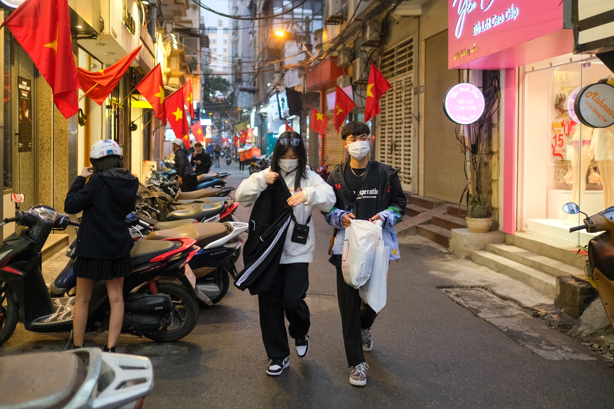 tranh thủ sắm Tết vì sợ bùng dịch ảnh 4 tranh thu sam Tet vi so bung dich anh 4