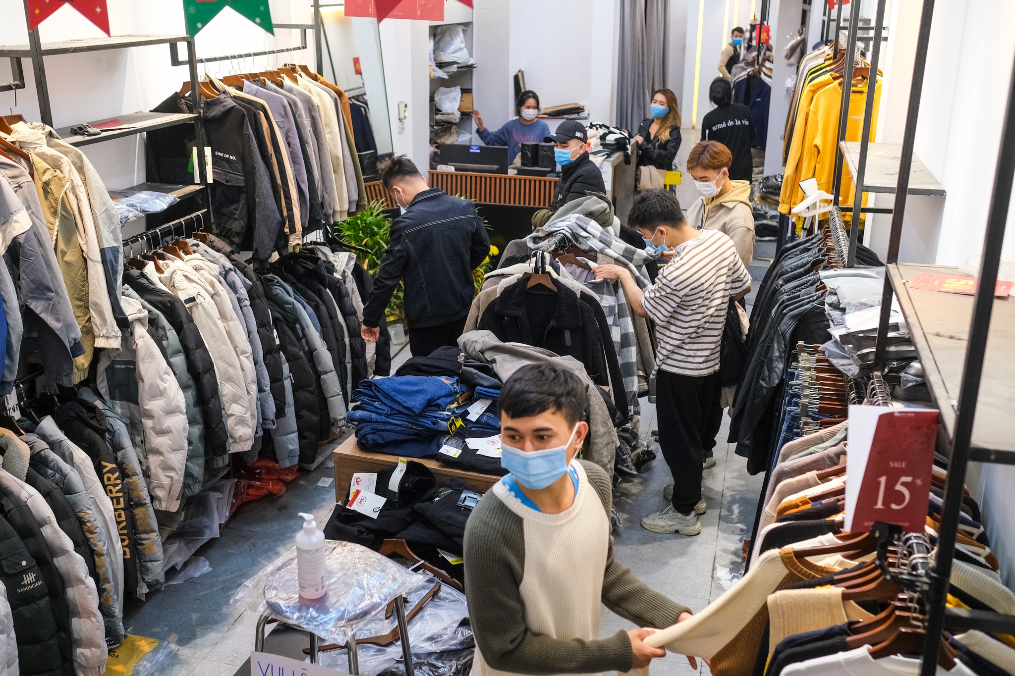 tranh thủ sắm Tết vì sợ bùng dịch ảnh 8 tranh thu sam Tet vi so bung dich anh 8