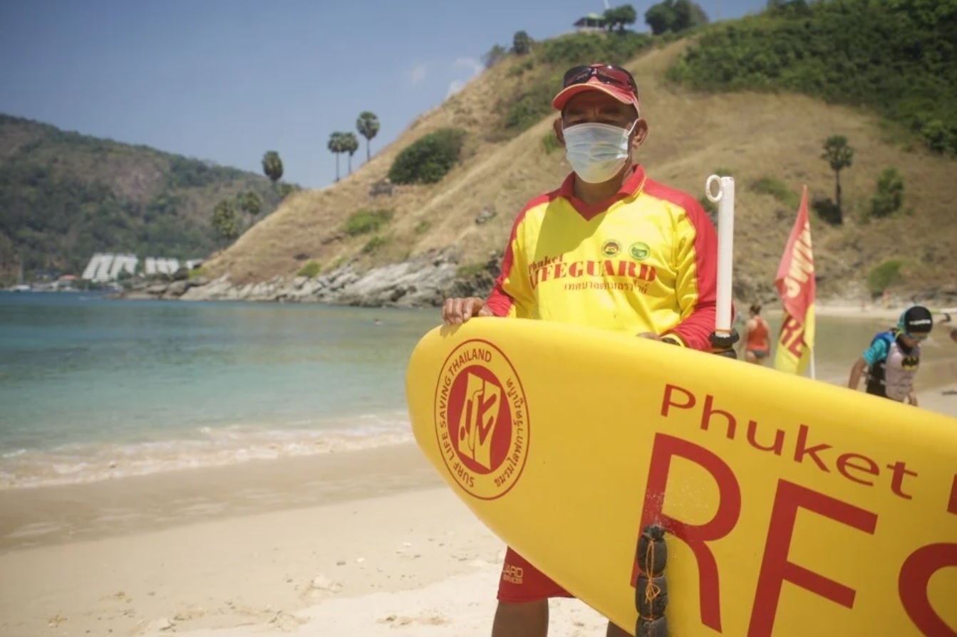 Phuket dang chet dan anh 3