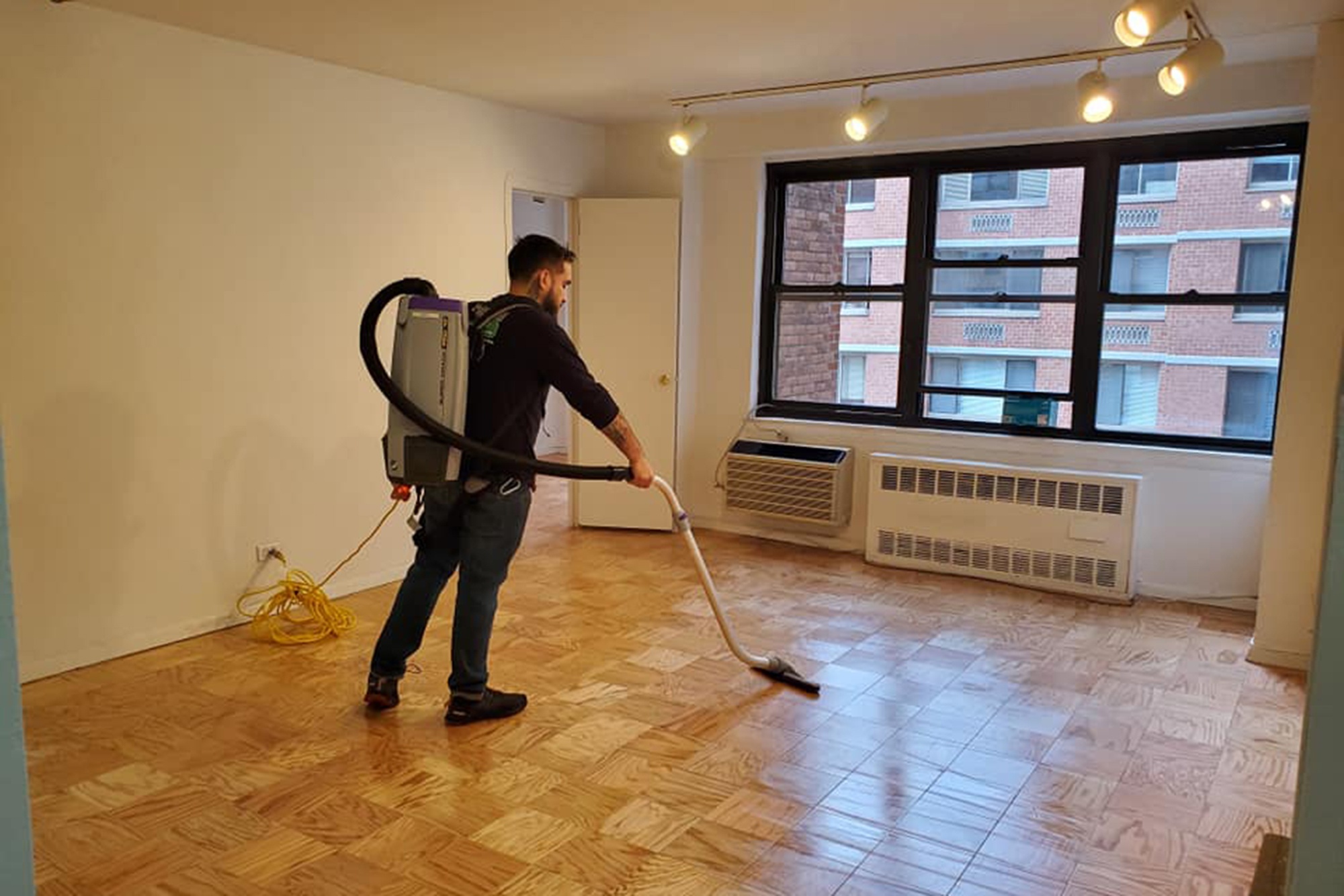 can ho sang chanh ngap rac giua long New York anh 7