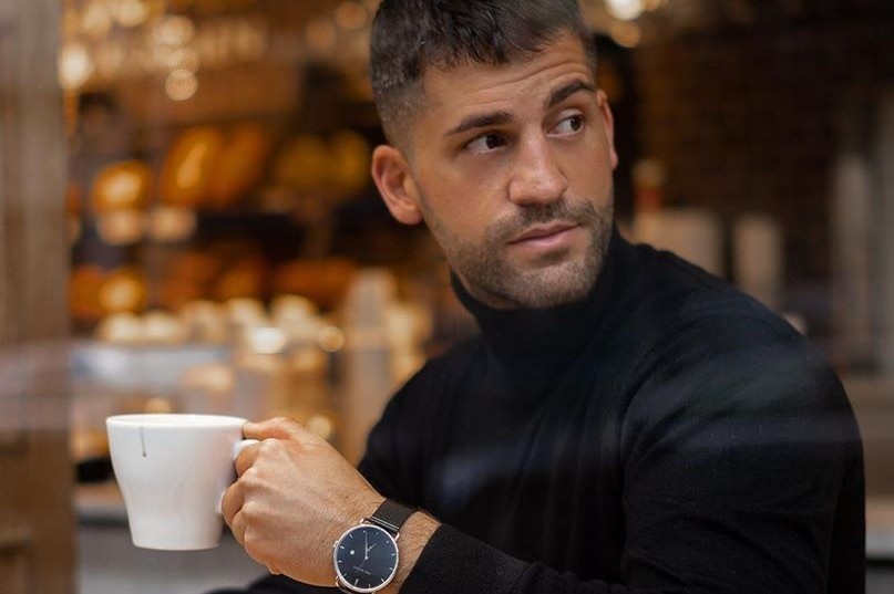 'Dan ong dich thuc duoc phep khoc' hinh anh