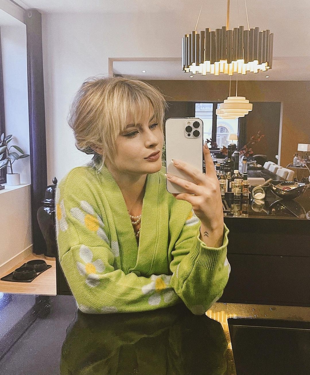 hai chi em ty phu tre nhat the gioi anh 4