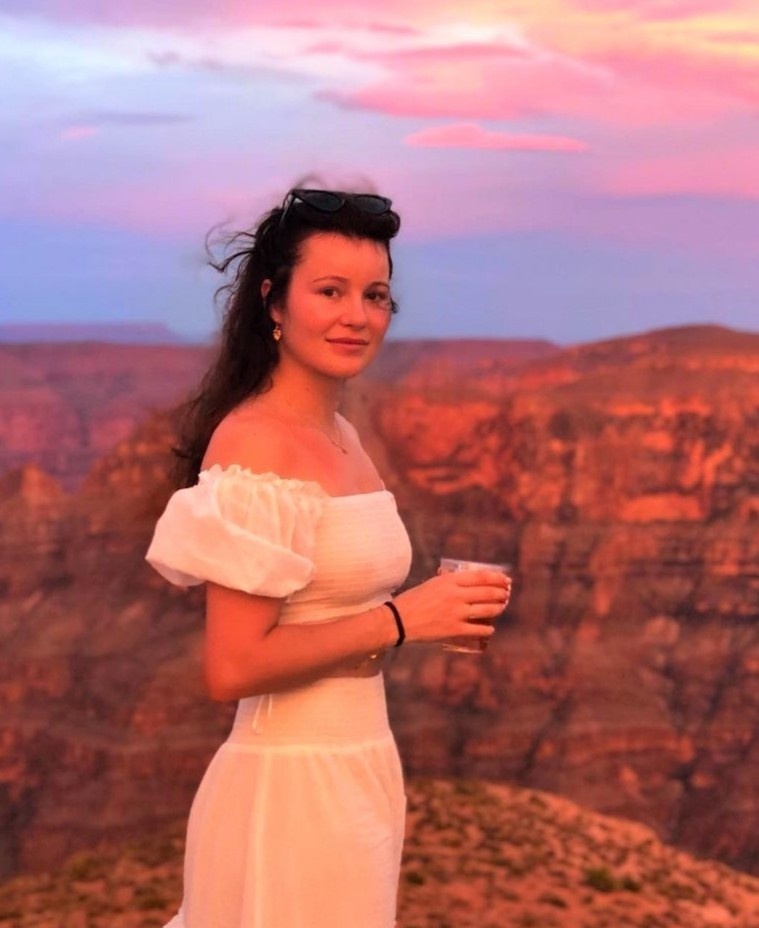 hai chi em ty phu tre nhat the gioi anh 13