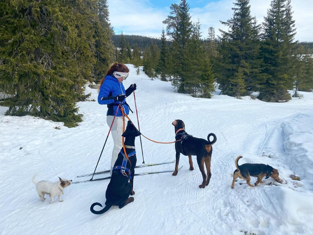 hai chi em ty phu tre nhat the gioi anh 11