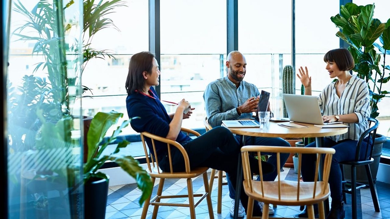 luong thang kiem duoc bao nhieu anh 3