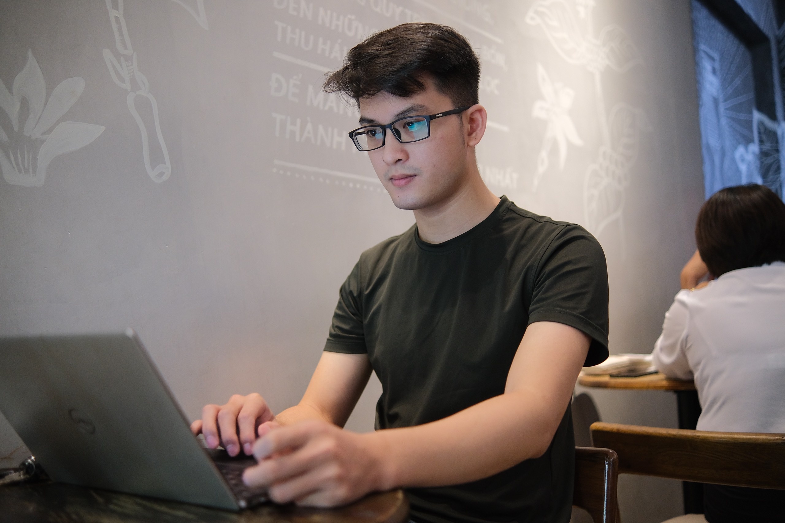 gioi tre Ha Noi voi tim den quan ca phe anh 3