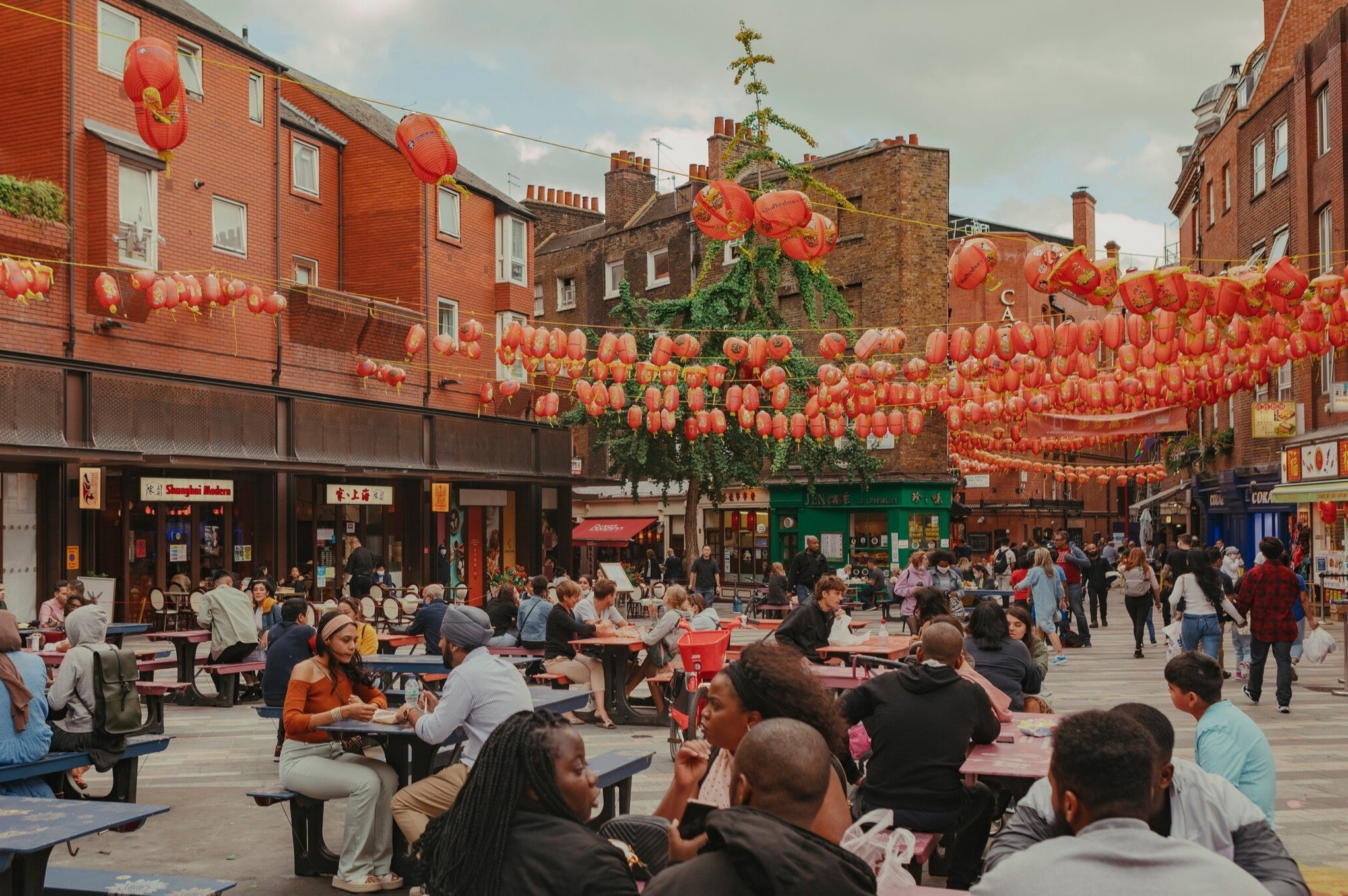 thu nghiem vaccine Covid-19 de kiem tien anh 3