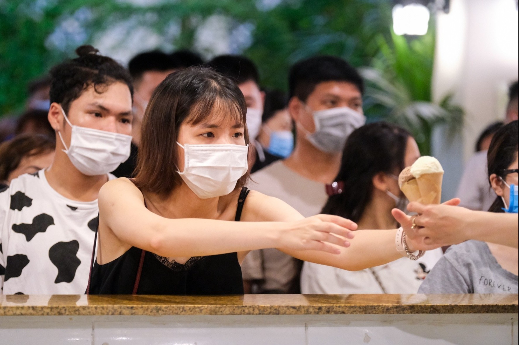 Gioi tre tim den kem Trang Tien, Thuy Ta de giai nhiet hinh anh