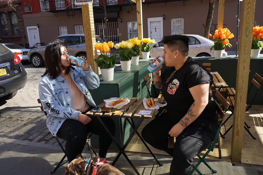 quan bar dong tinh nu cuoi cung anh 4