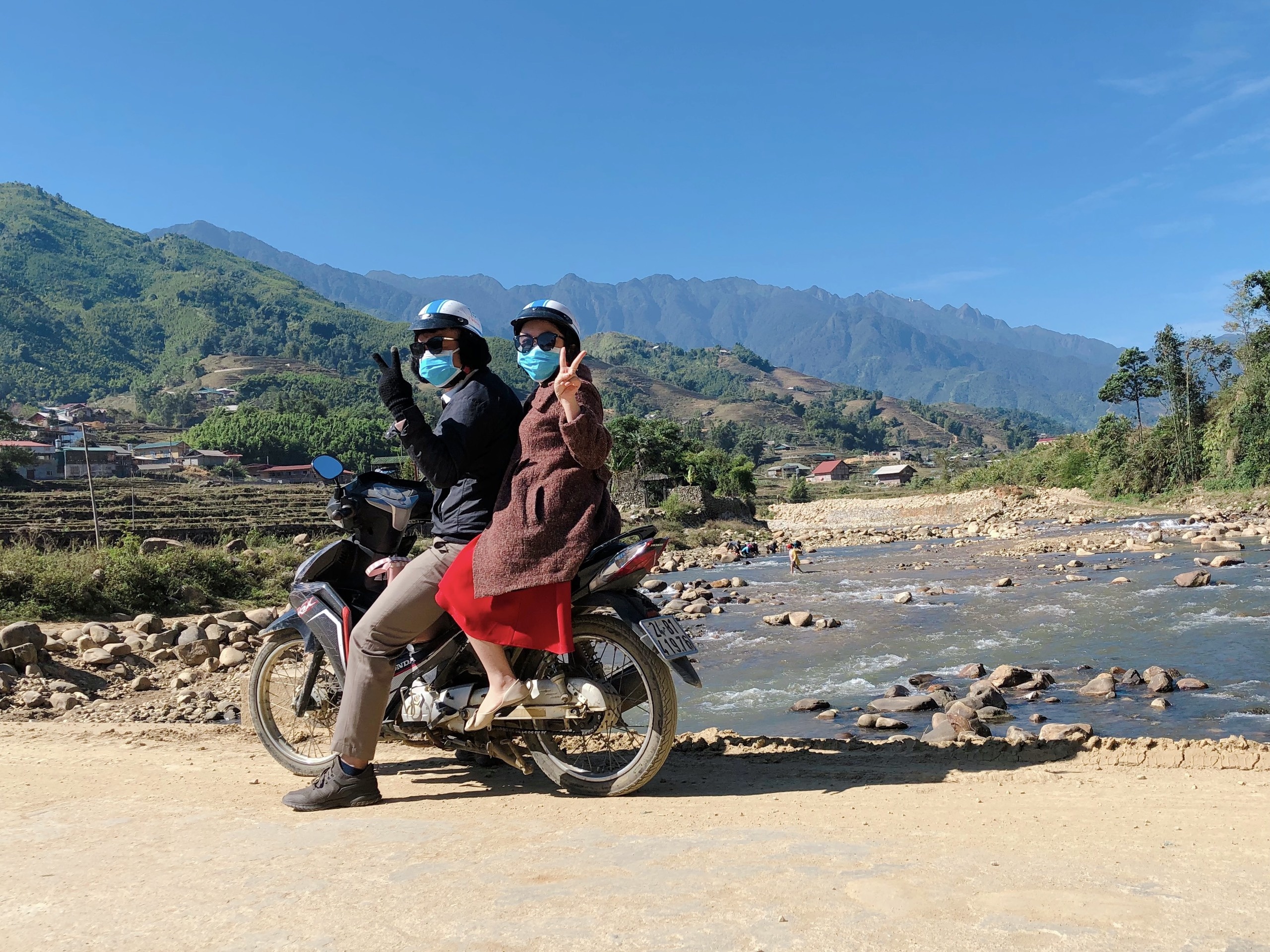 cặp vợ chồng yêu nhau hơn thập kỷ ảnh 7 cap vo chong yeu nhau hon thap ky anh 7