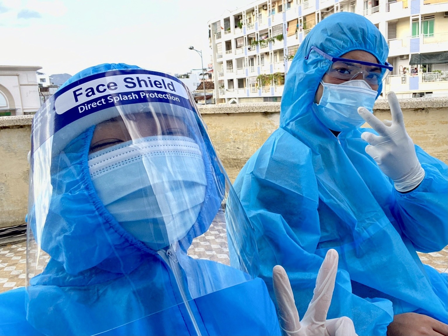 tinh nguyen chong dich Covid-19 anh 1