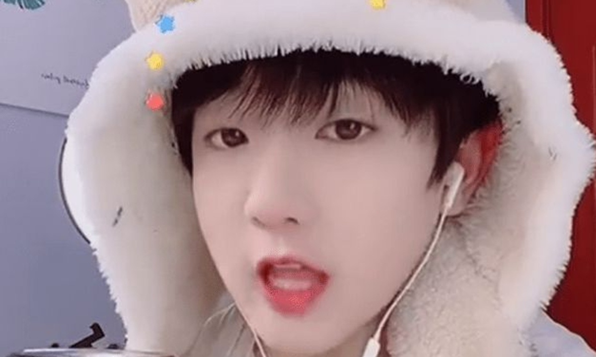 nam blogger qua nu tinh anh 1