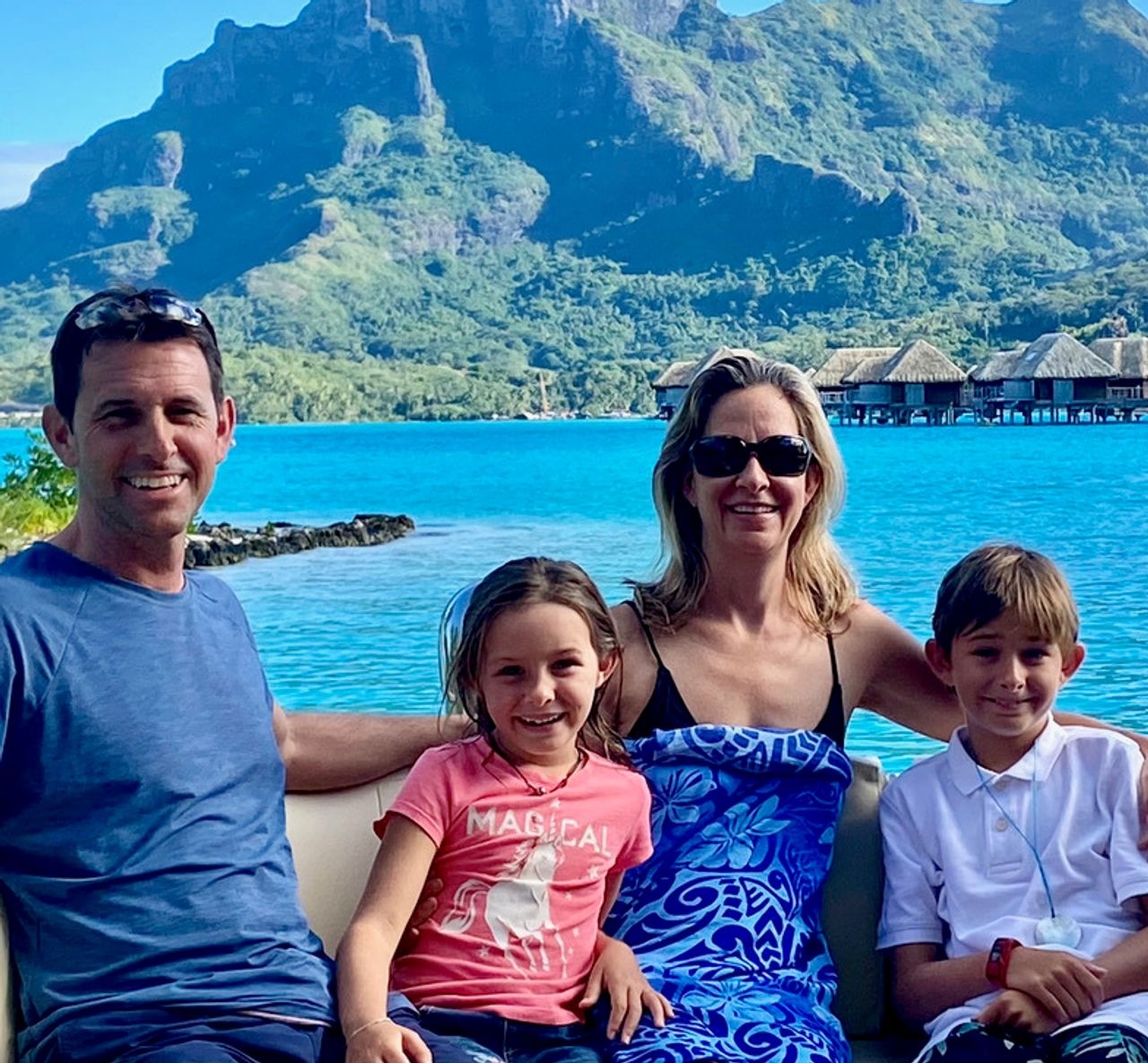 tron Covid-19 tren dao thien duong anh 4