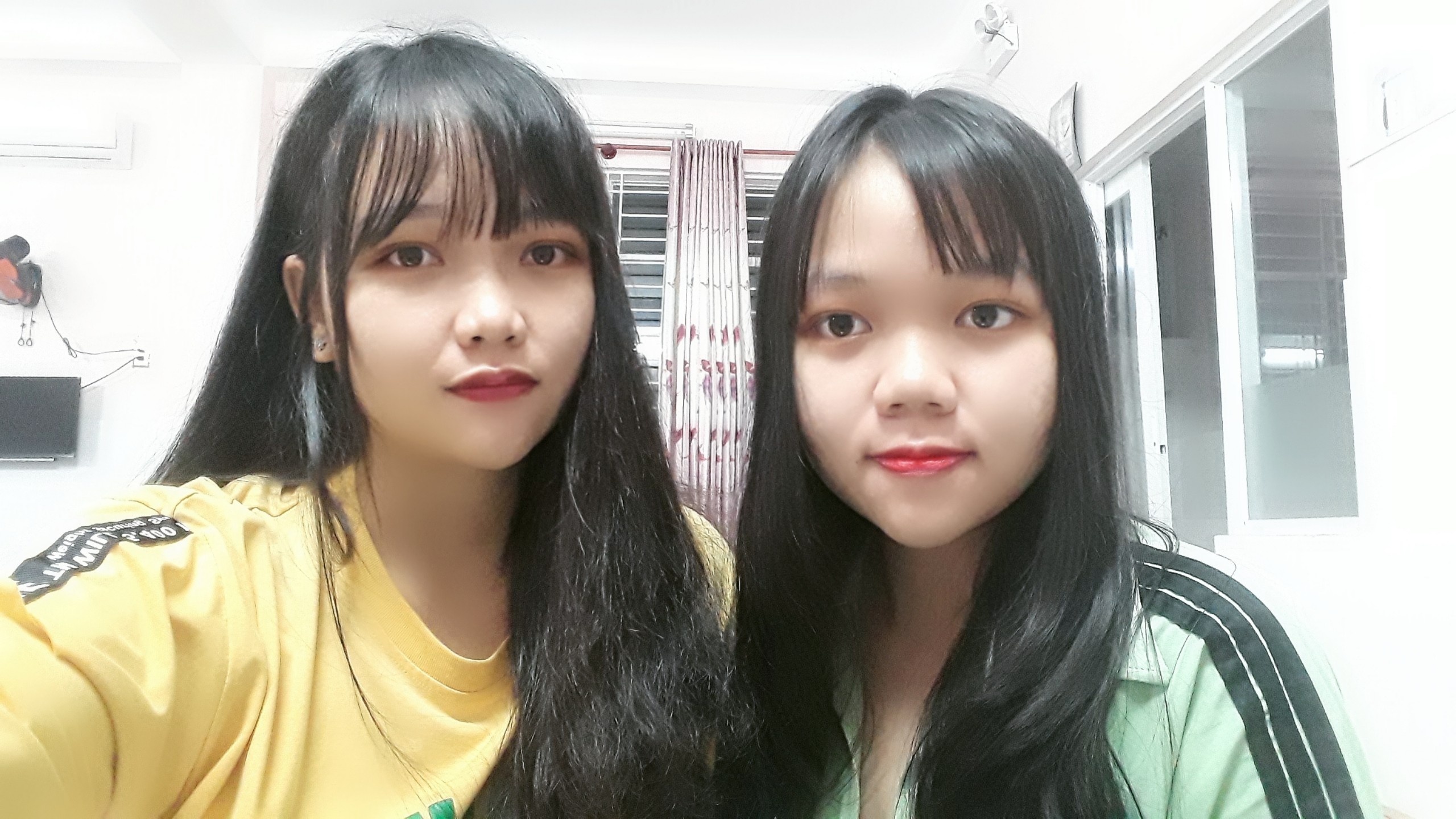 cap chi em cung nhau chong dich anh 3