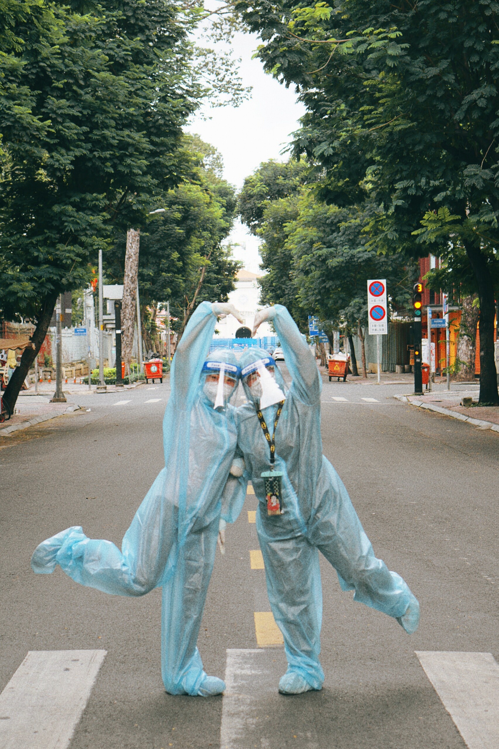 vua hoc online vua chong dich anh 4