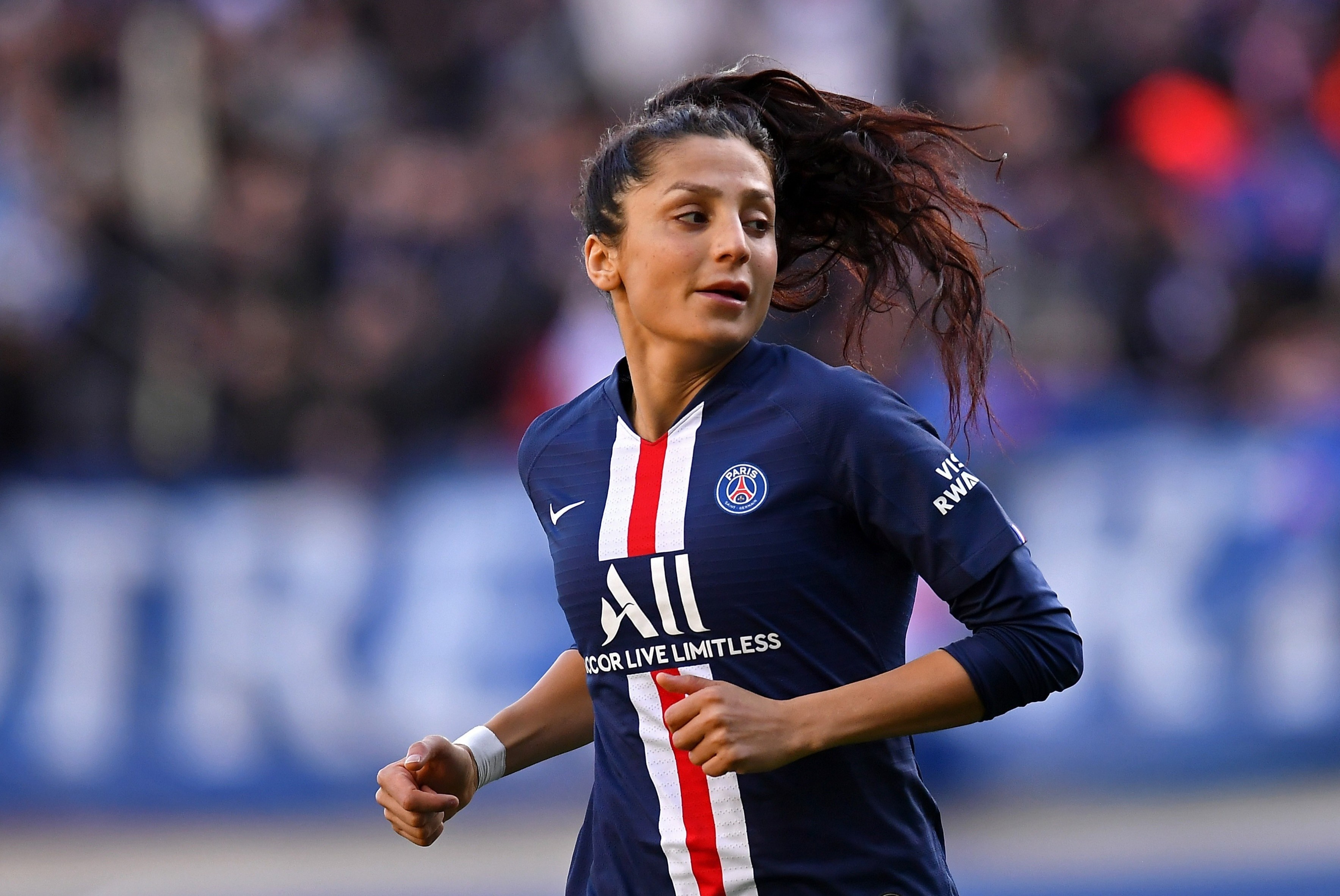 Nu cau thu Afghanistan: 'Taliban khong muon phu nu giong nhu toi' hinh anh