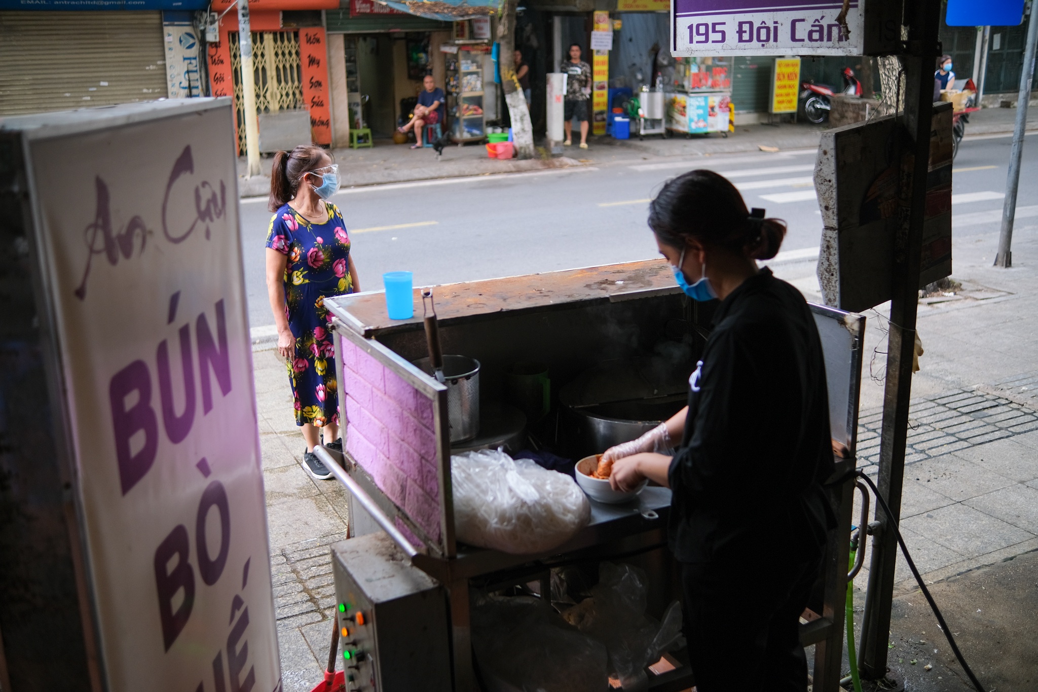 ngay dau Ha Noi noi long anh 3