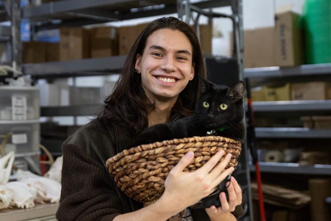 Sao TikTok bi chi trich khi cong khai ban xuong song, hop so hinh anh