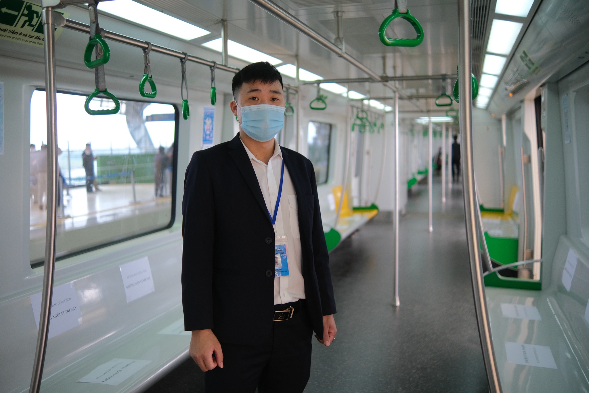 nhan vien lai tau Cat Linh - Ha Dong anh 1