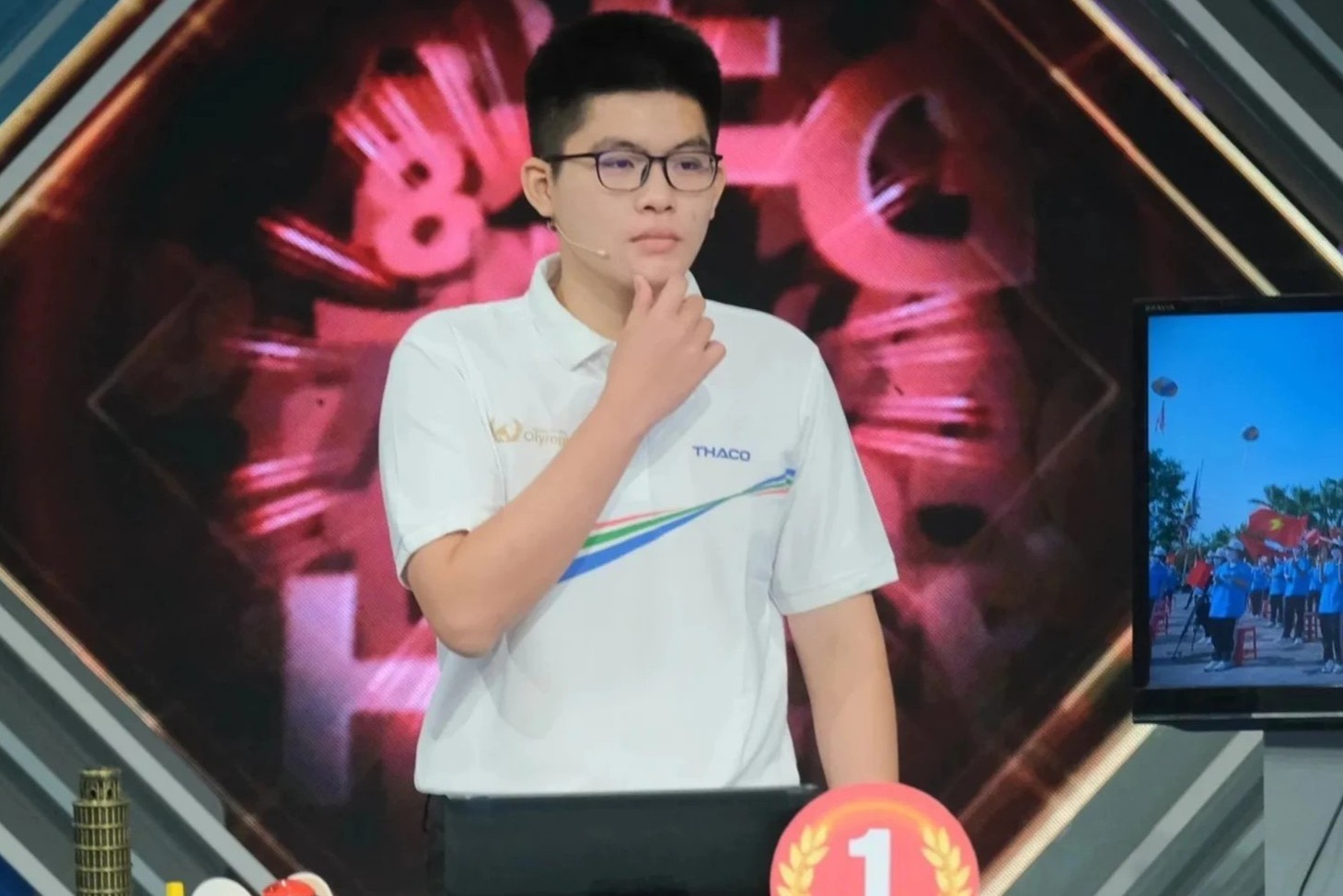 Phan thi Khoi dong cua nha vo dich Olympia hinh anh