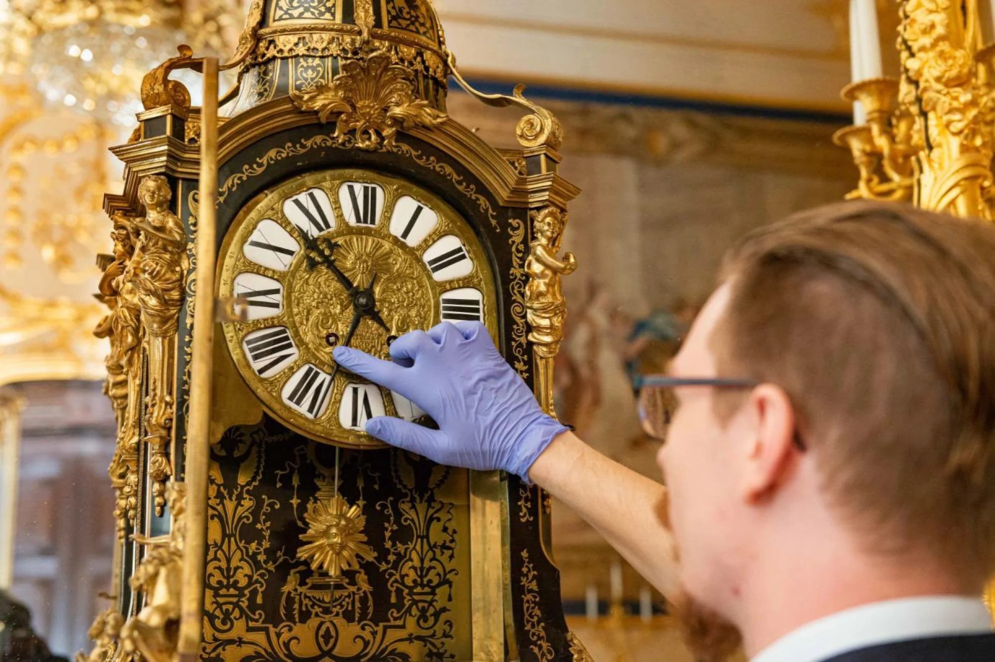 11 cong viec ky la Hoang gia Anh anh 3