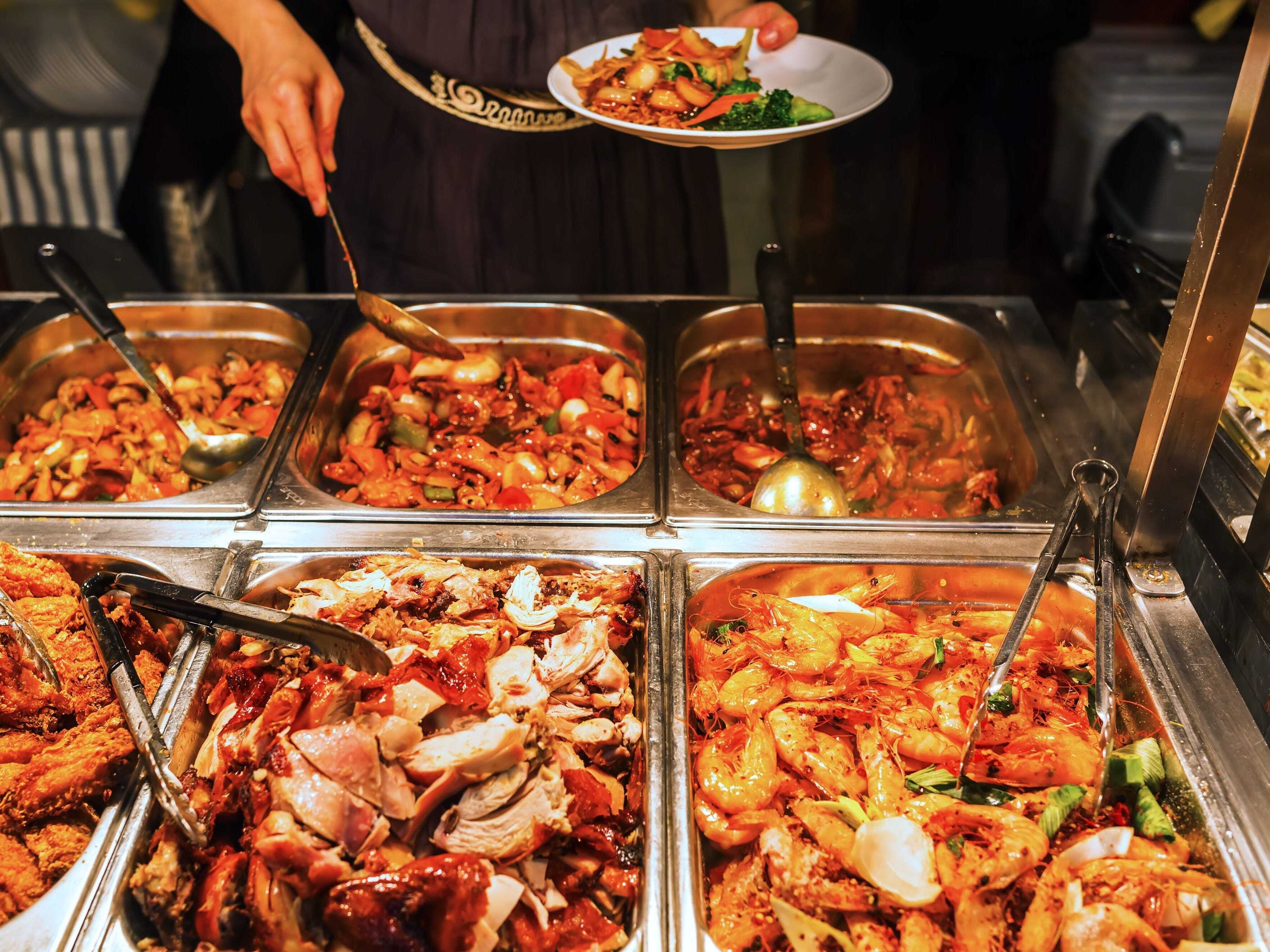 bị quán buffet cấm cửa vì ăn quá nhiều ảnh 2 bi quan buffet cam cua vi an qua nhieu anh 2