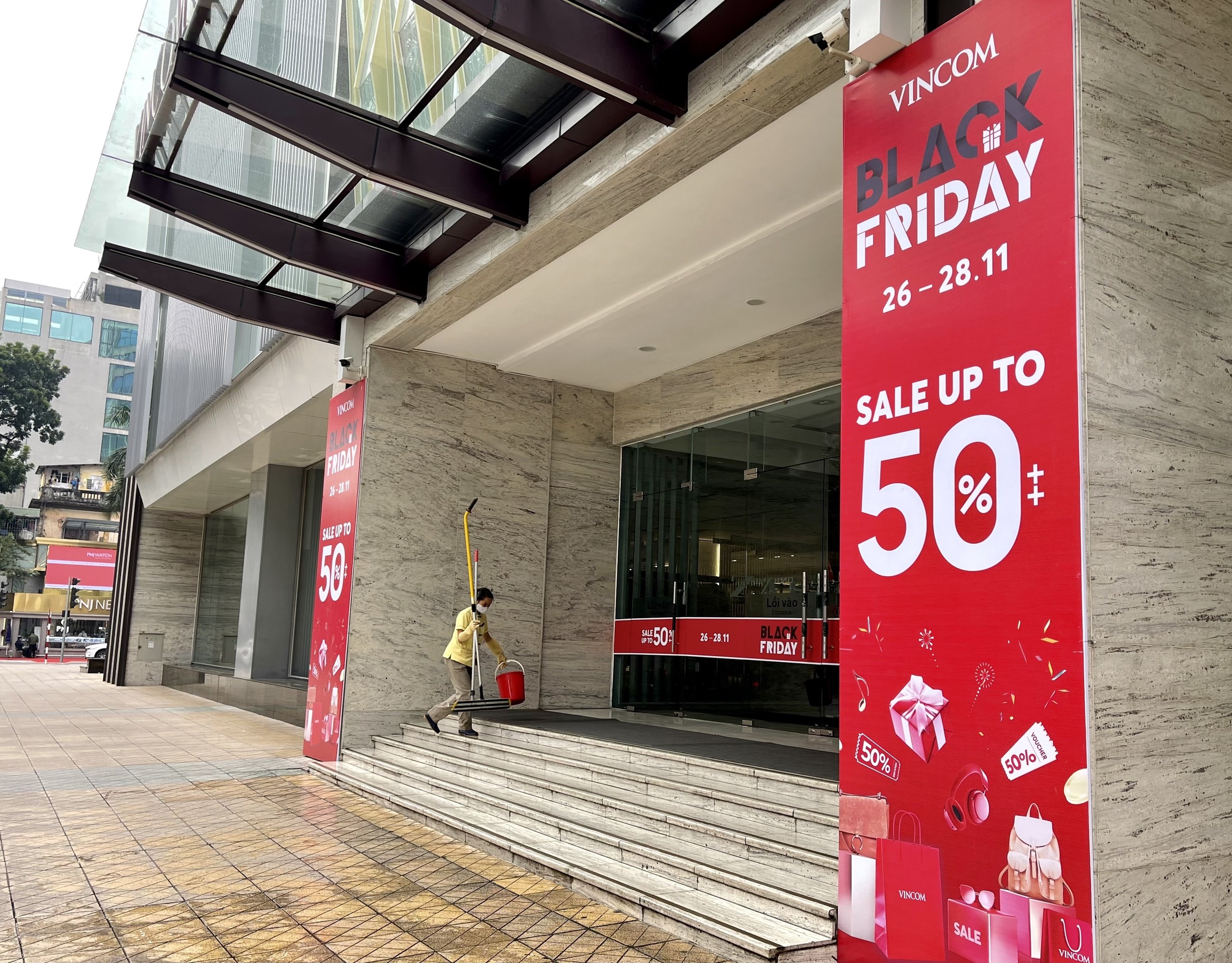 Black Friday không còn chen chúc xếp hàng ảnh 1 Black Friday khong con chen chuc xep hang anh 1