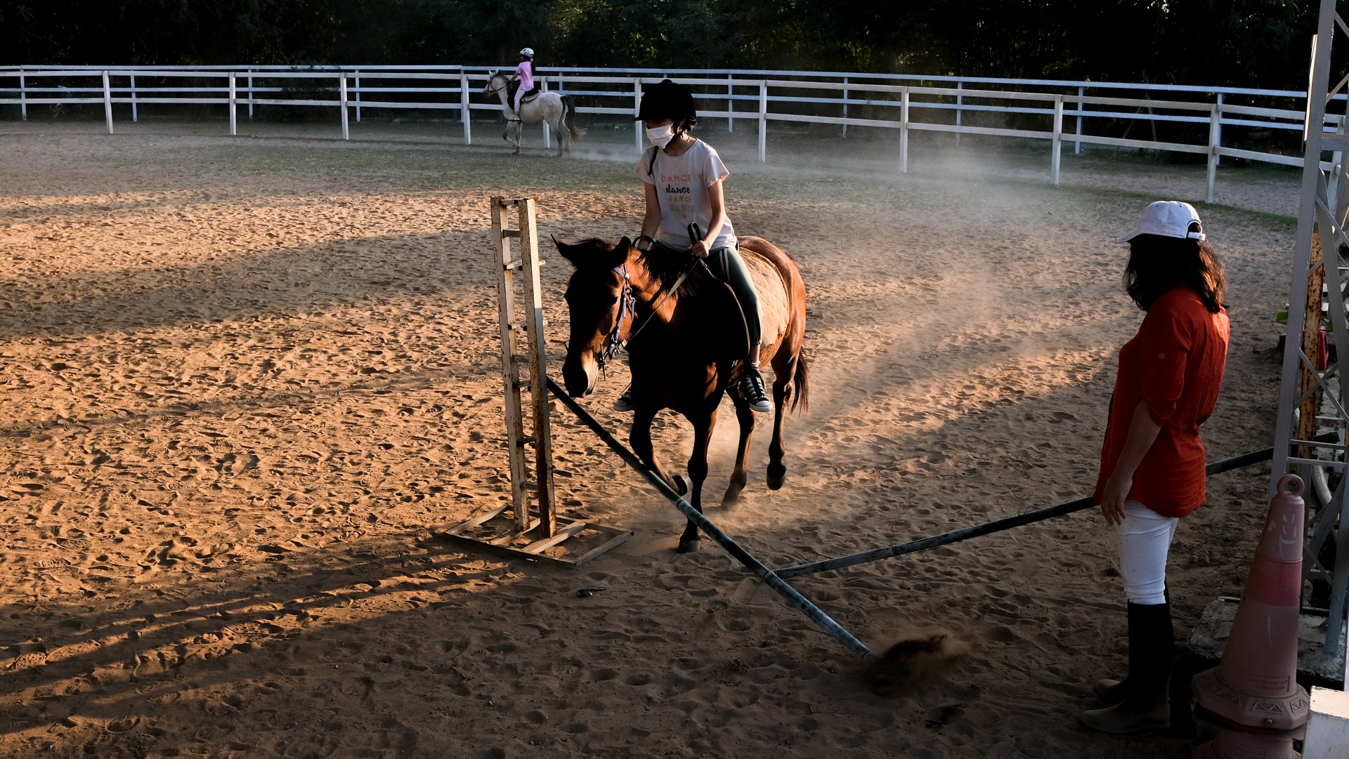 huấn luyện viên dạy cưỡi ngựa ảnh 25 huan luyen vien day cuoi ngua anh 25