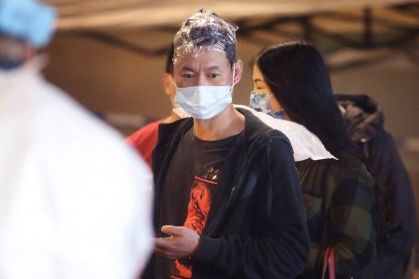 Hon loan tai khu cach ly Covid-19 o Hong Kong hinh anh